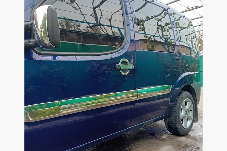 Fiat Doblo I 2005–2010 Dverné lišty – široký model (4 ks, nerez) OmsaLine – talianska nehrdzavejúca oceľ Image