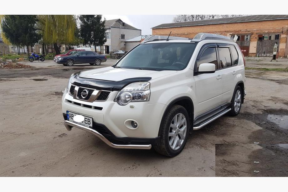 Nissan X-trail T31 2007–2014 Predný ochranný rám ST007 (nerez) Fotografia 4