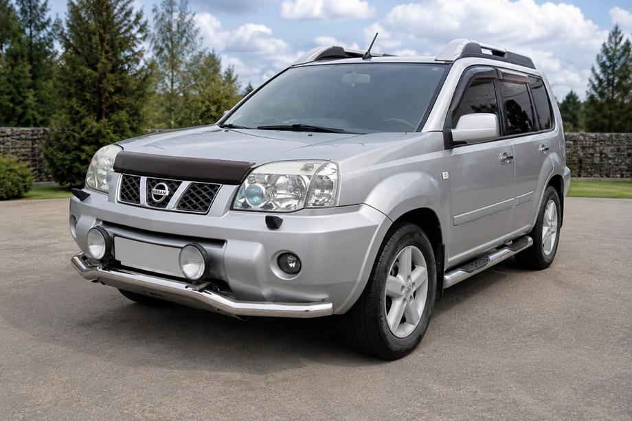 Nissan X-trail T30 2002–2007 Predný ochranný rám ST007 (nerez) Image