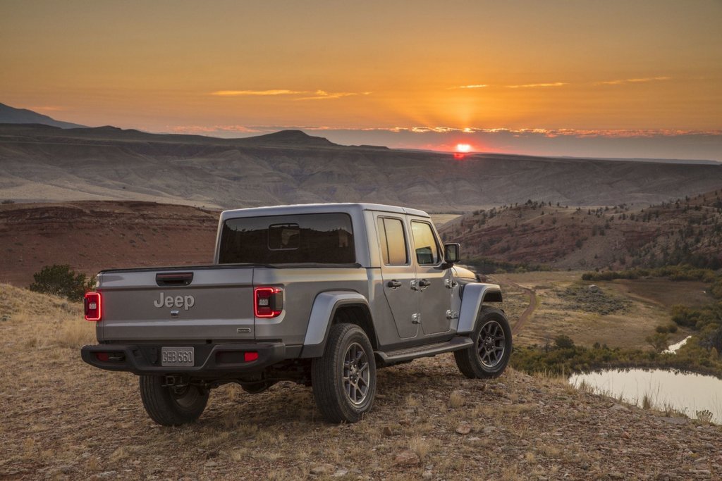 Recenzia rámového pick-upu s pohonom 4x4 Jeep Gladiator