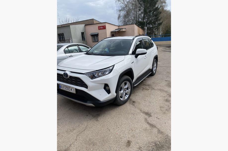 Toyota Rav 4 2019–2025 Bočné nášľapy OEM V1A (2 ks, hliník) Fotografia 2