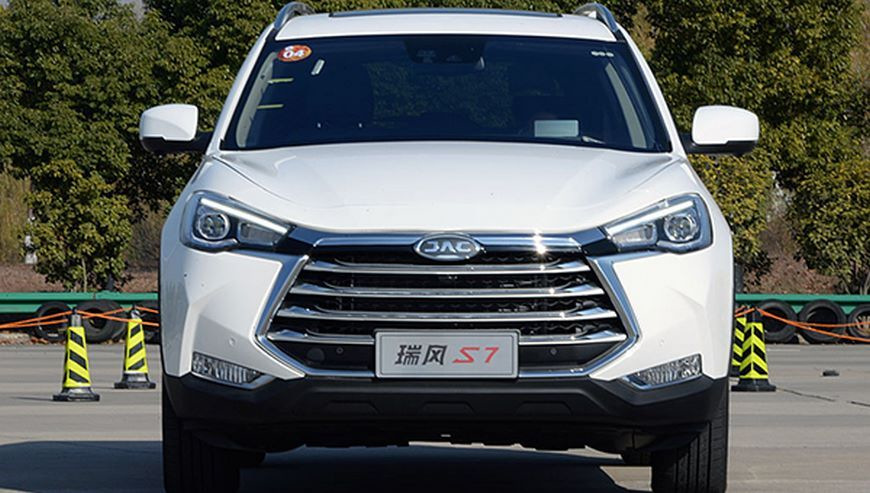 Recenzia 7-miestneho crossoveru JAC S7
