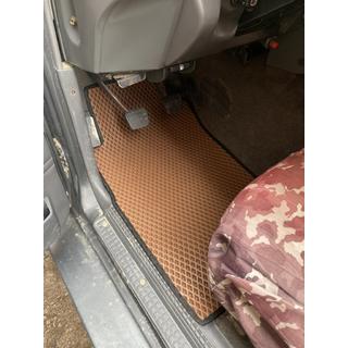 EVA autokoberce (tehlový vzor) Nissan Patrol Y60 1988–1997 fotografia 3