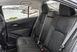 Hybridný sedan Toyota Corolla fotografia 10