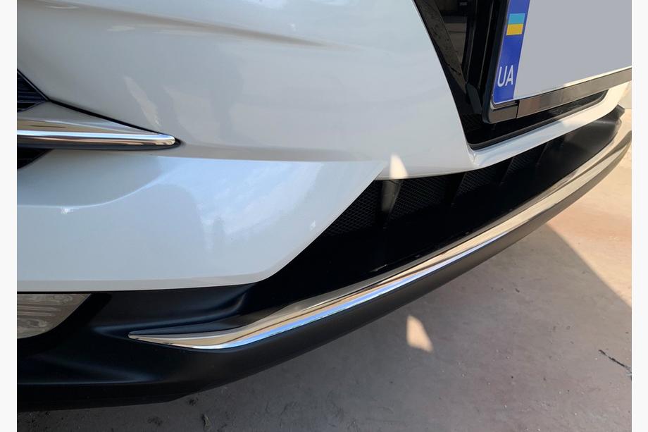 Nissan Qashqai 2014–2021 Nerezová ochranná lišta na predný nárazník (2017↗︎) OmsaLine – talianska nehrdzavejúca oceľ Image