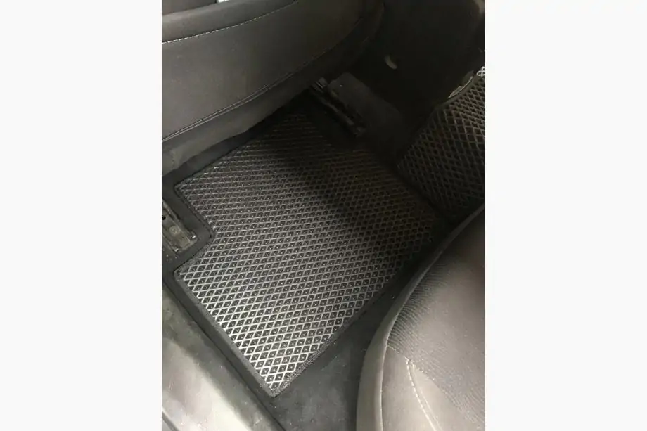 Opel Insignia 2008–2017 EVA autokoberce (čierne) Fotografia 3