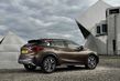 Kompaktný crossover Infiniti QX30 fotografia 13