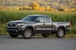 Recenzia stredne veľkého pickupu Toyota Tacoma fotografia 12