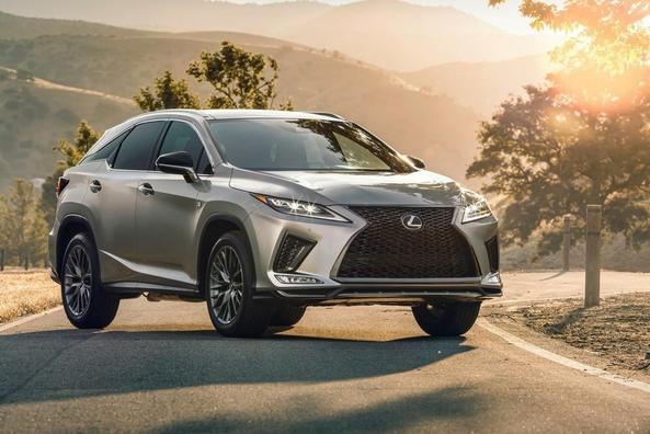 Faceliftovaná verzia crossoveru Lexus RX