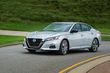Stredne veľký sedan Nissan Altima šiestej generácie fotografia 11