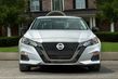 Stredne veľký sedan Nissan Altima šiestej generácie fotografia 2