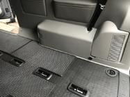 Volkswagen T5 2010–2015 Podlahové rohože EVA V1 (dlhá verzia, kompletný set do celého interiéru, čierne) fotografia 6