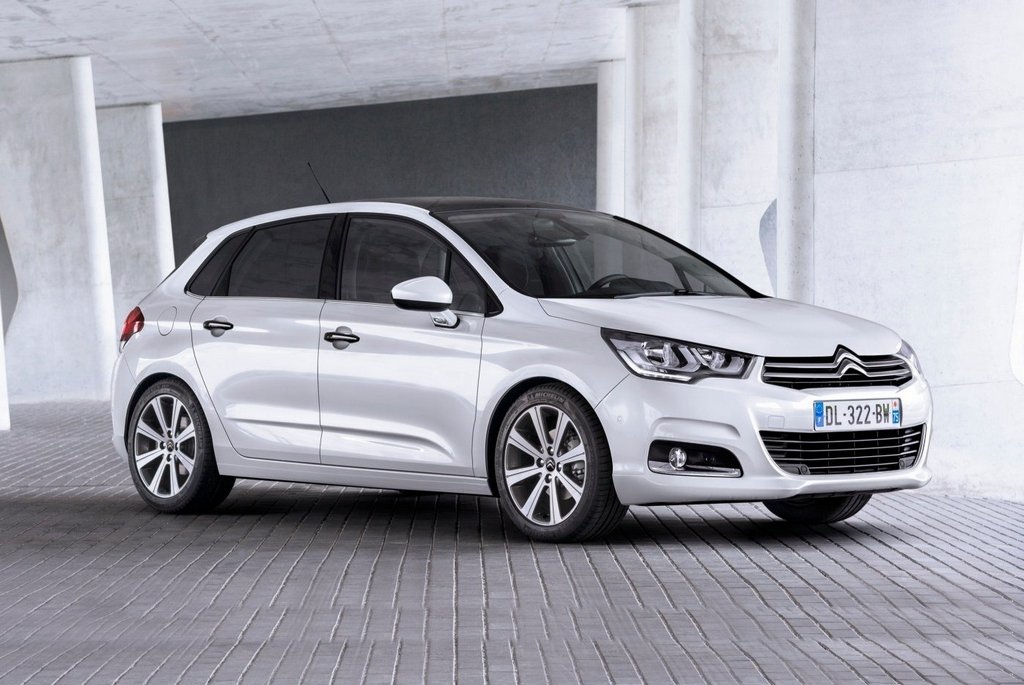 Modernizovaná verzia hatchbacku Citroen C4