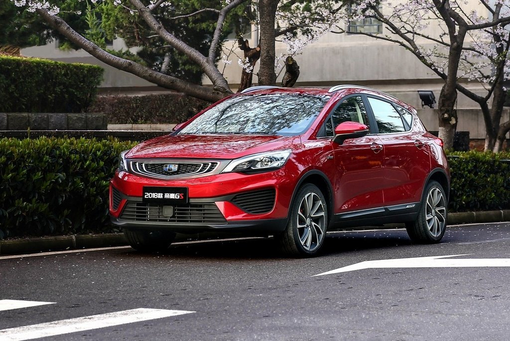 Recenzia modernizovaného crossoveru Geely Emgrand GS