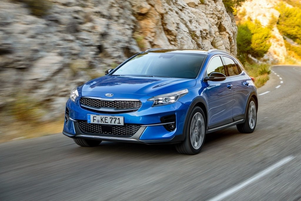 Recenzia zvýšeného crossoverového hatchbacku KIA Xceed