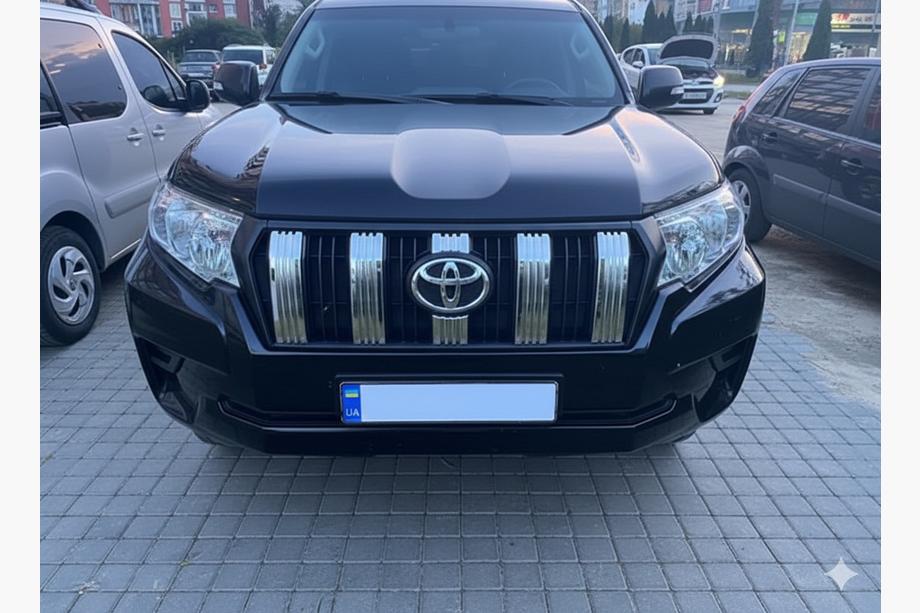 Toyota Land Cruiser Prado 150 2009–2023 Chrómové lišty na masku chladiča (2017-2023) Image