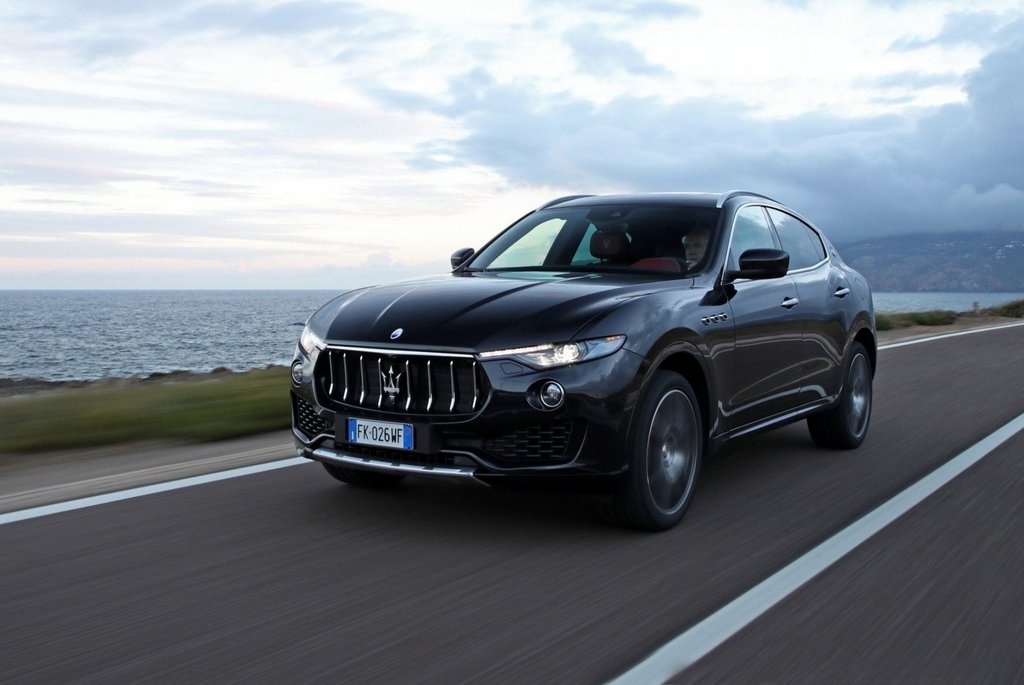 Prémiový športový crossover Maserati Levante
