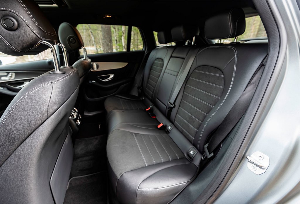 Elektrický crossover s pohonom všetkých kolies Mercedes-Benz EQC