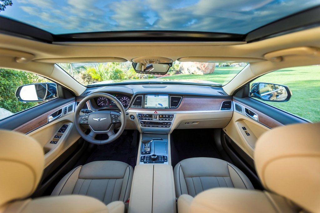 Recenzia prémiového sedanu Hyundai Genesis G80