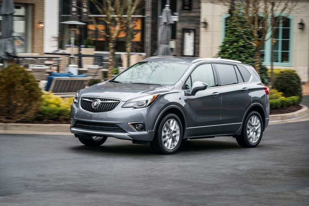 Recenzia modernizovaného crossovera Buick Envision