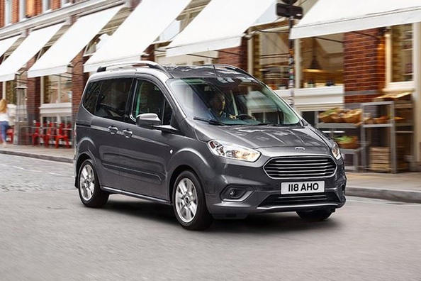 Recenzia kompaktného minivanu Ford Tourneo Courier