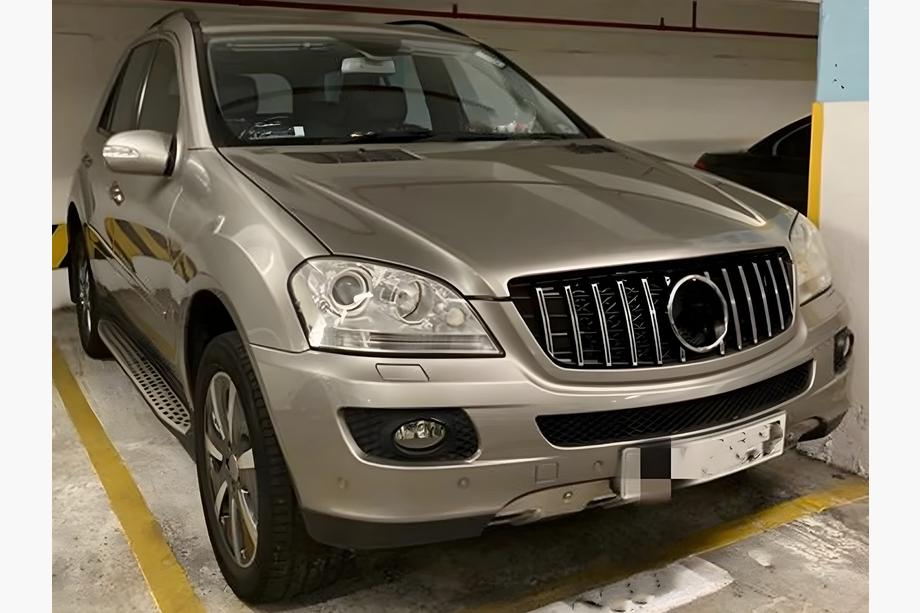 Mercedes ML W164 2005–2011 Predná maska chladiča (GT Panamericana, 2005-2008) Image