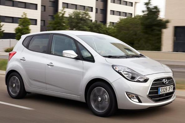 Recenzia subkompaktného minivanu Hyundai ix20
