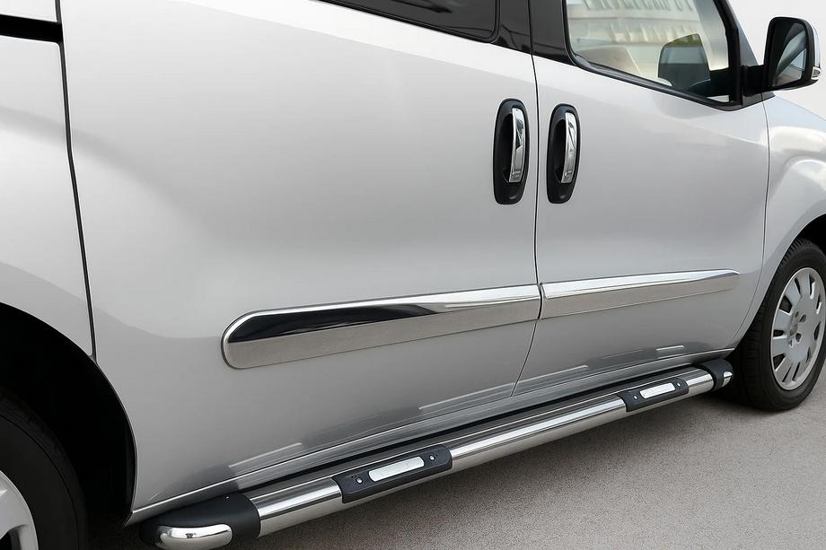 Fiat Doblo II 2010–2022 Nerezové lišty na dvere (4 ks) OmsaLine – talianska nehrdzavejúca oceľ Image
