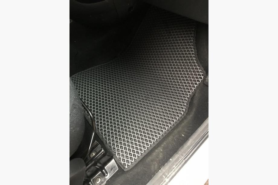 Peugeot Partner Tepee 2008–2018 EVA autokoberce (čierne) Predné + zadné (3 ks) Fotografia 3