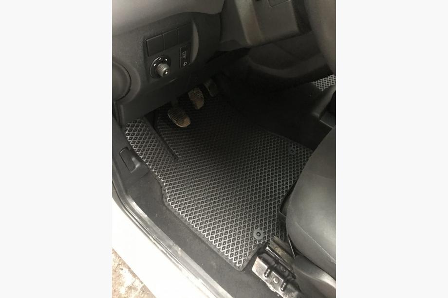 Citroen Berlingo 2008–2018 EVA autokoberce (čierne) Predné + zadné (3 ks) Fotografia 2