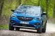 Kompaktný mestský crossover Opel Grandland X fotografia 6