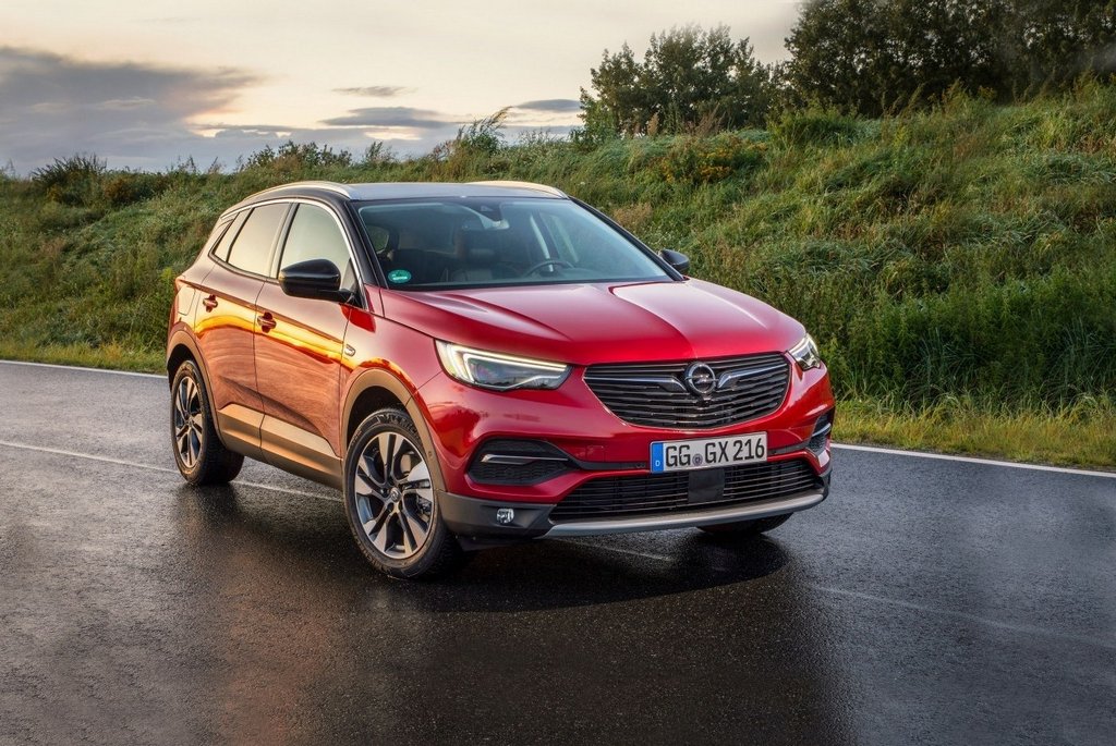 Kompaktný mestský crossover Opel Grandland X