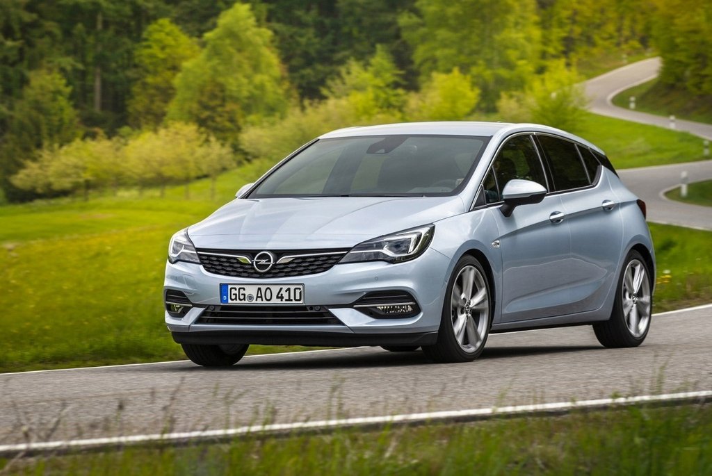 Prehľad modernizovaného modelu Opel Astra Hatchback