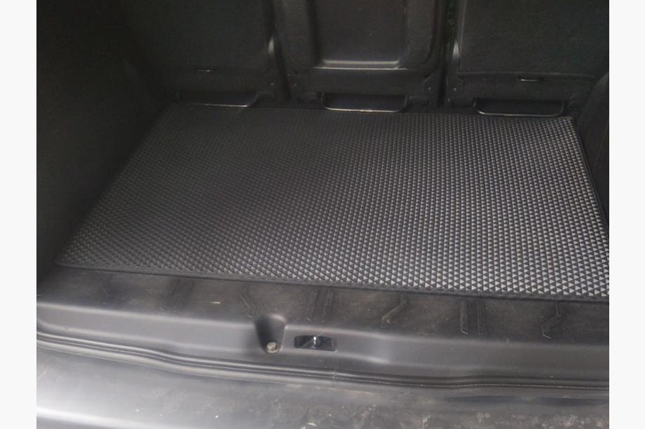 Citroen Berlingo 2008–2018 Vanička do kufra (EVA, čierna) Image