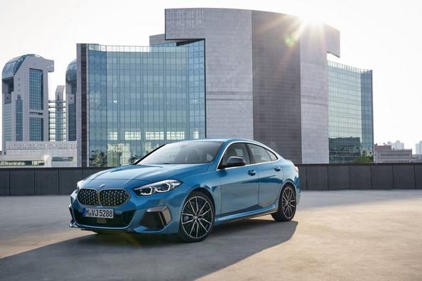 Prehľad kompaktného sedanu BMW 2 Series Gran Coupe