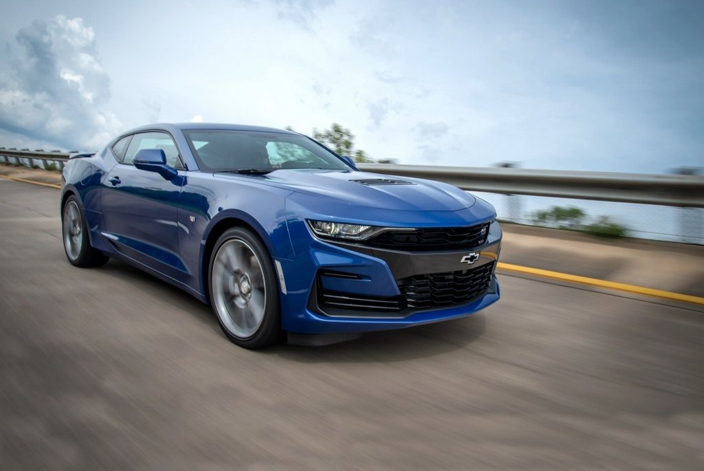 Modernizovaná faceliftová verzia športového kupé Chevrolet Camaro