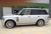 Range Rover III L322 2002–2012 Bočné prahy Autobiography (2 ks., ABS) fotografia 1