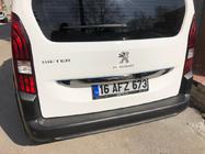 Peugeot Partner/Rifter 2019– Nerezová lišta nad ŠPZ fotografia 2