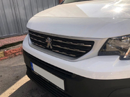 Peugeot Partner/Rifter 2019– Nerezové lišty na masku fotografia 7