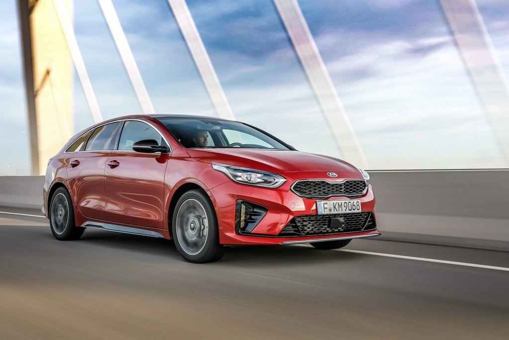 Recenzia kompaktného kombi KIA ProCeed