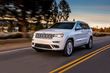 Recenzia prémiového SUV Jeep Grand Cherokee fotografia 10