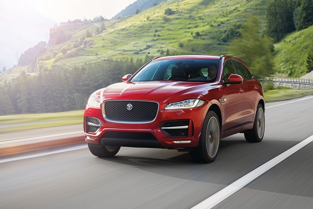 Stredne veľký prémiový crossover Jaguar F-Pace
