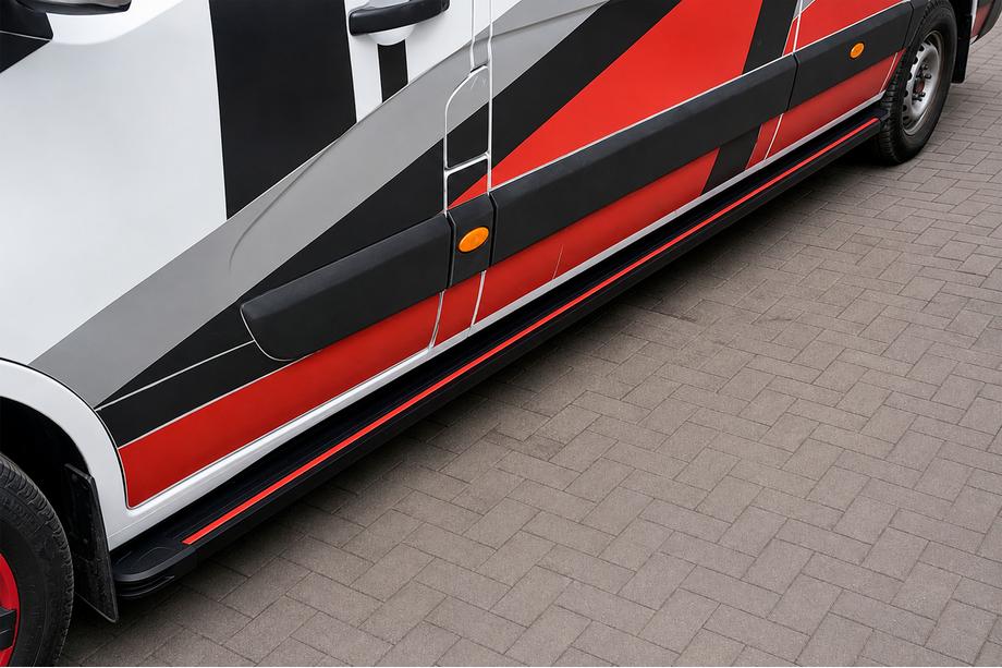 Renault Master 2011–2023 Bočné prahy Maya Red (2 ks., hliník) Image