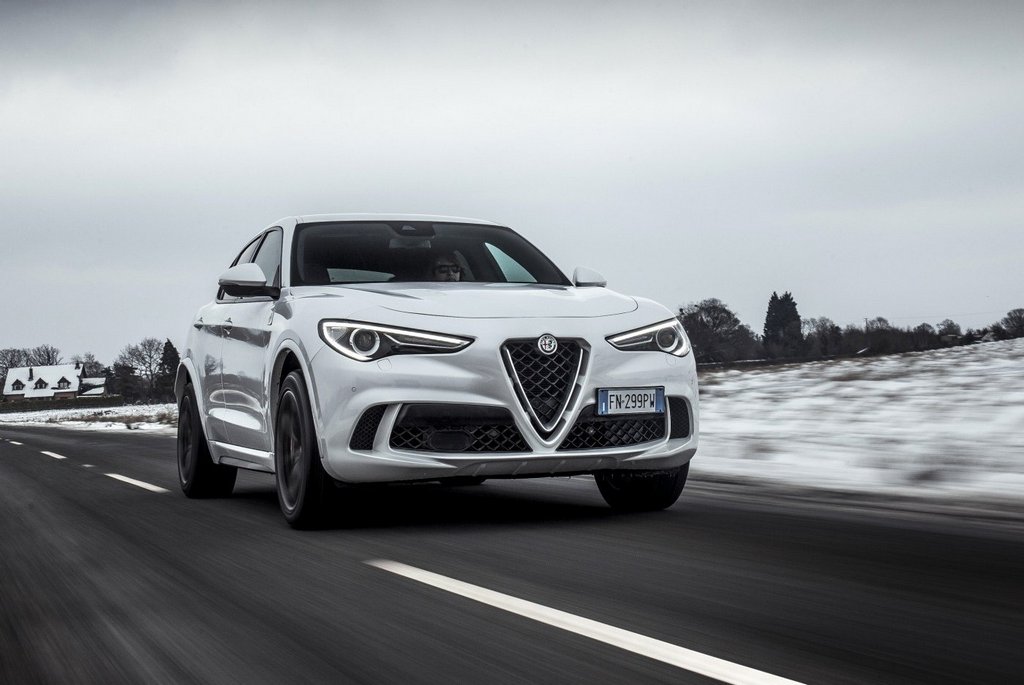 Prvá generácia kompaktného crossoveru Alfa Romeo Stelvio