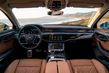 Športový luxusný sedan Audi S8 fotografia 12