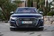 Športový luxusný sedan Audi S8 fotografia 4