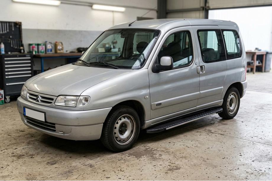 Citroen Berlingo 1996–2008 Bočné nášľapy Bosphorus Grey (2 ks, hliník) Image