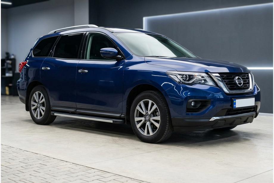 Nissan Pathfinder R52 2012–2021 Bočné prahy Maya V1 (2 ks, hliník) Fotografia 1