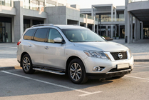 Nissan Pathfinder R52 2012–2021 Bočné nášľapy Maydos V2 (2 ks, hliník) fotografia 1