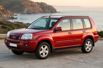 Nissan X-trail T30 2002–2007 Bočné prahy Maya Red (2 ks., hliník) fotografia 1